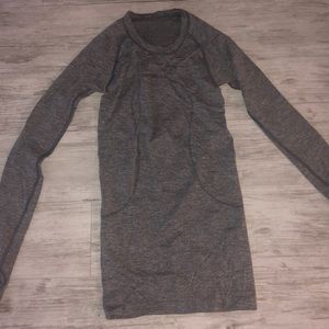 Lululemon Swiftly tech long sleeve shirt